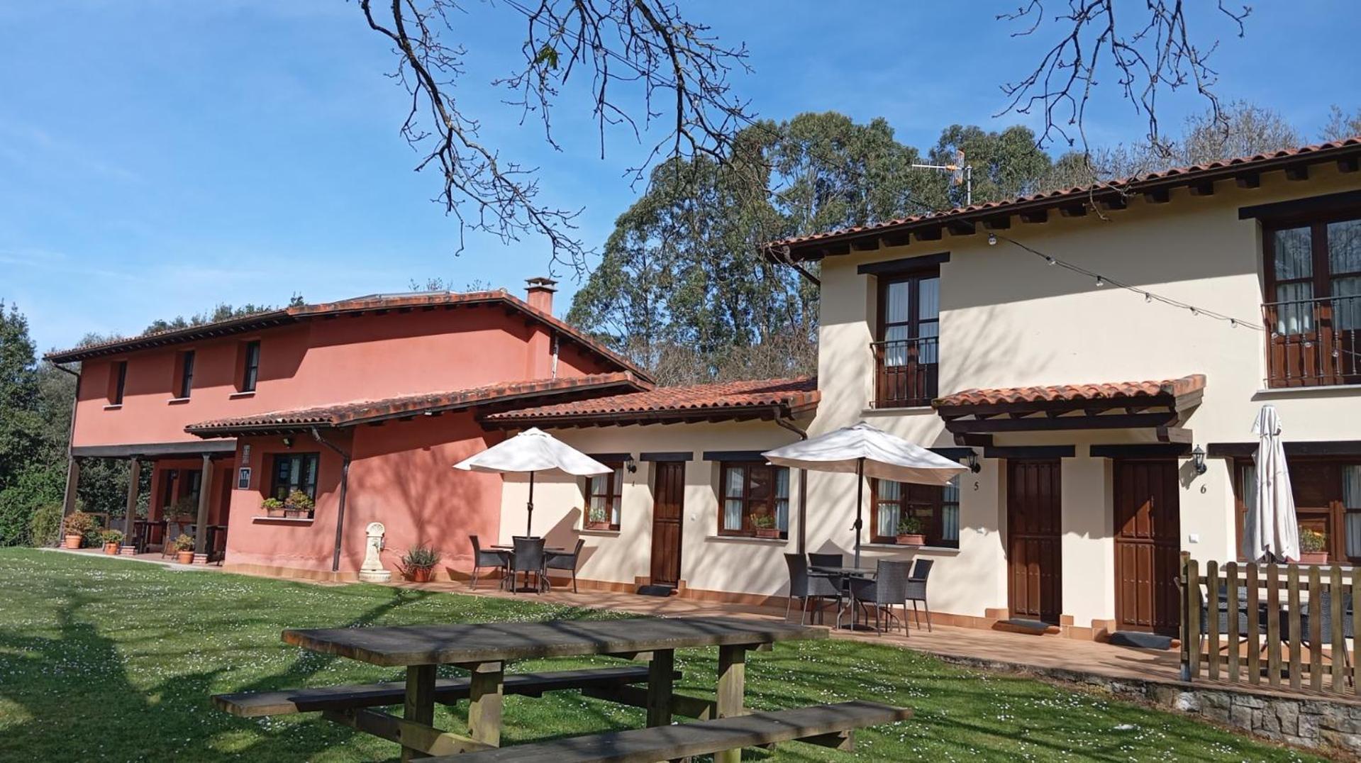 Apartamentos Rurales La Fuente de Báscones Villahormes Exterior foto